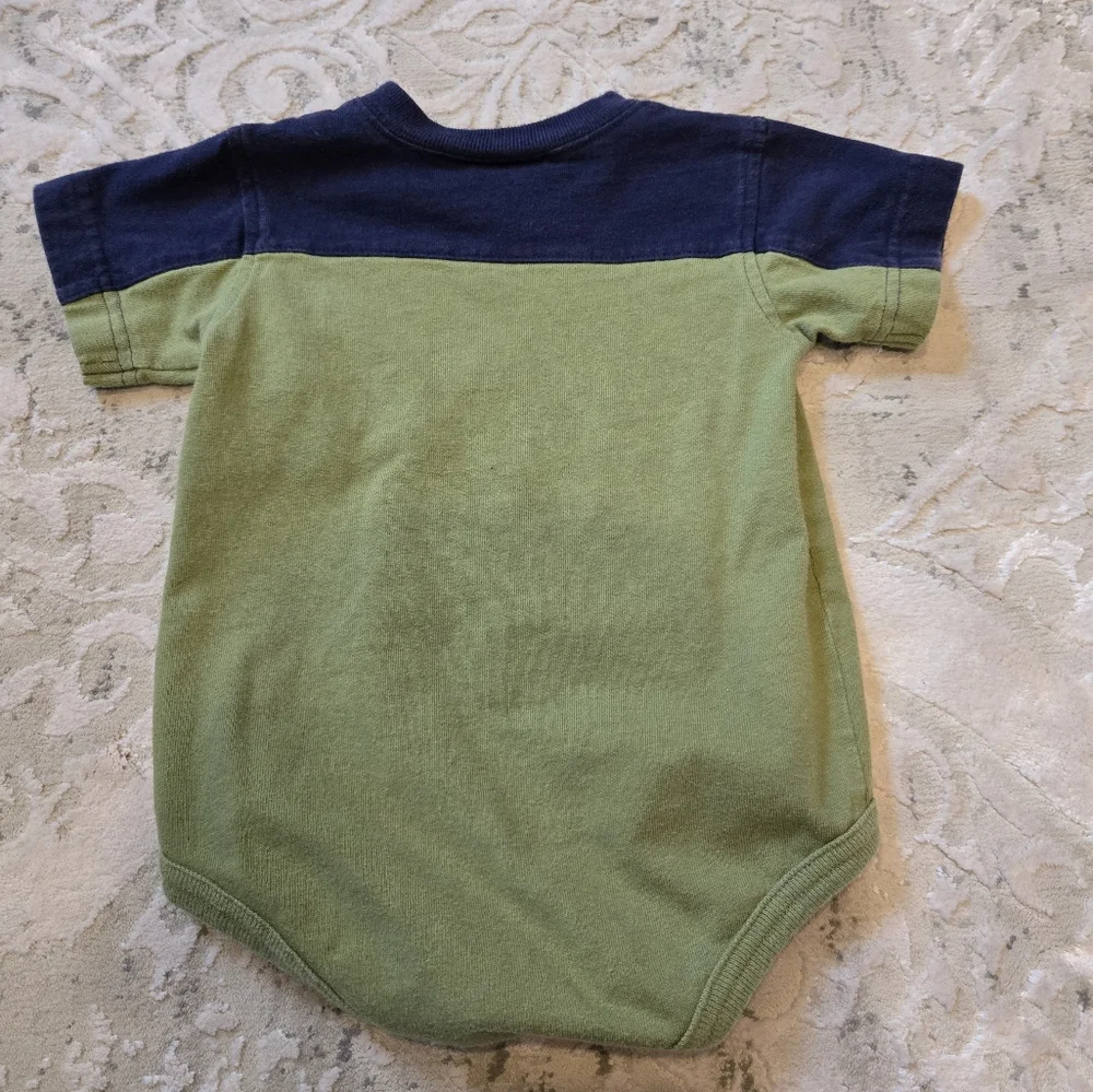 Vintage Y2k Carter's Navy Blue And Green Giraffe Onesie